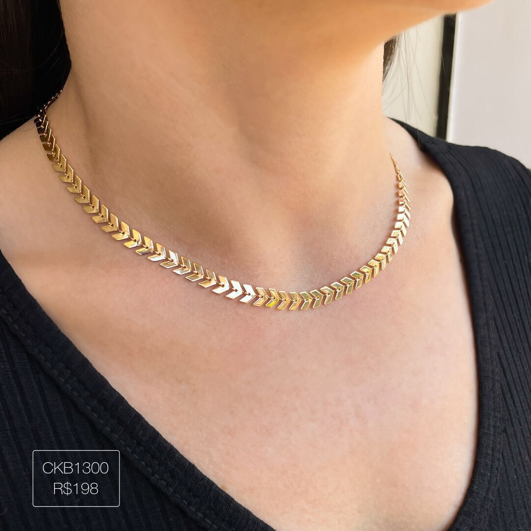 Choker Folhagem Lisa Dourada